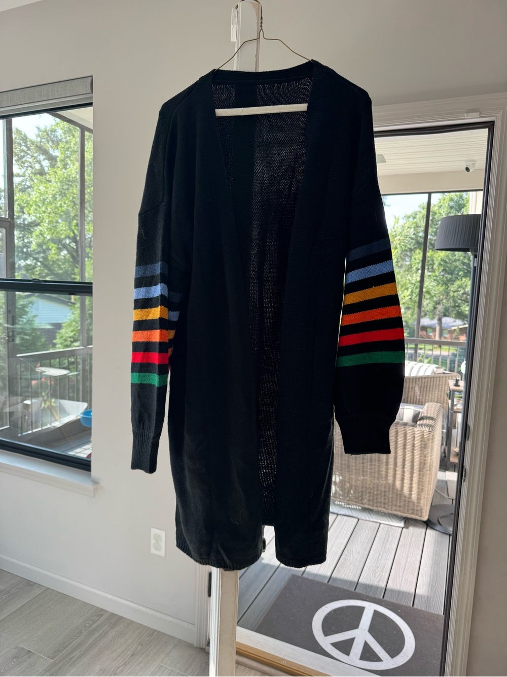 Source Unknown Black Open-Front Cardigan with Multi-Color Striped Sleeves